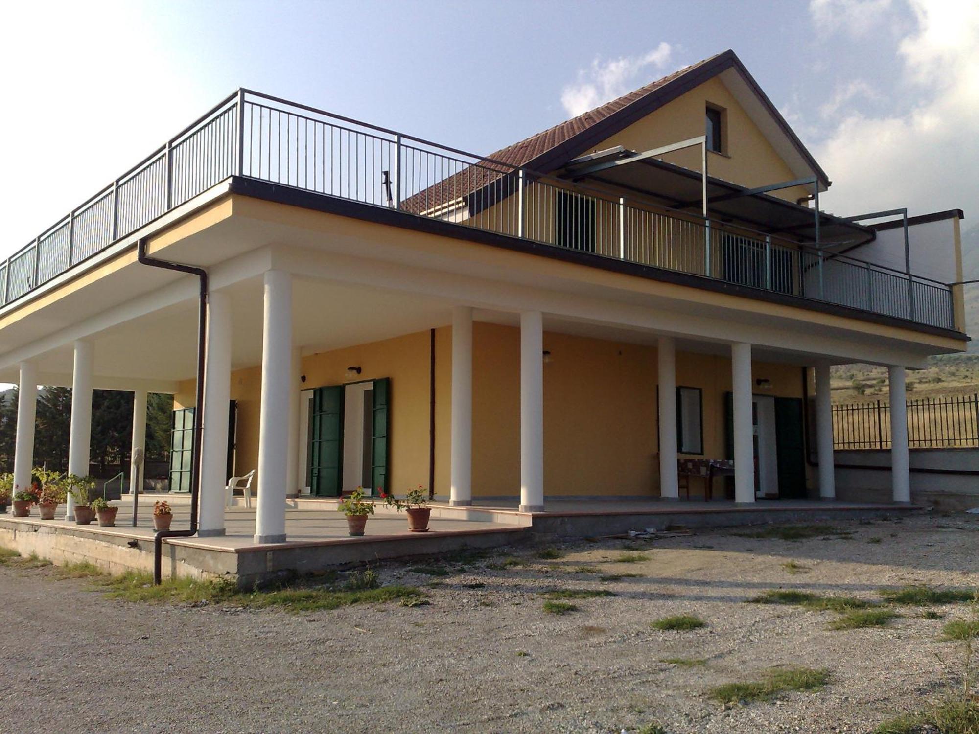 Frascineto B&B La Petrosa المظهر الخارجي الصورة